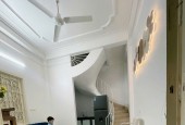 CHO THUÊ  Ở HỘ GIA ĐÌNH NGÕ VĂN HƯƠNG 4 TẦNG, 30M2, 2 N, 2 WC, 12 TRIỆU - FULL NỘI THẤT.
